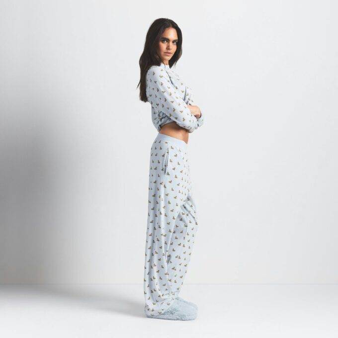 BOYFRIEND LONG SLEEVE T-SHIRT AND LOOSE PANT SET