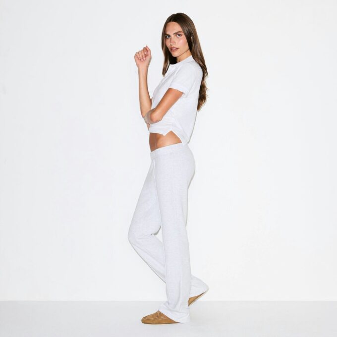 COTTON FLEECE LOW RISE SLIM PANT COTTON FLEECE LOW RISE SLIM PANT