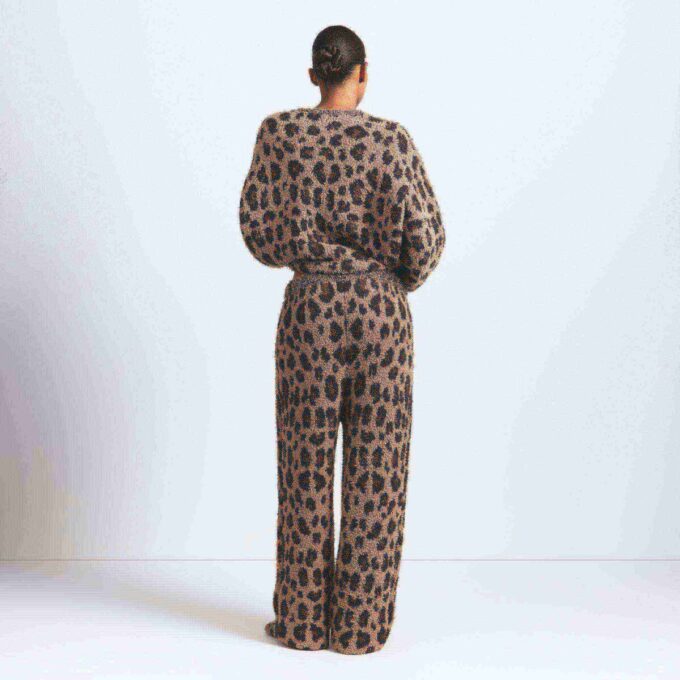 COZY OVERSIZED JOGGER