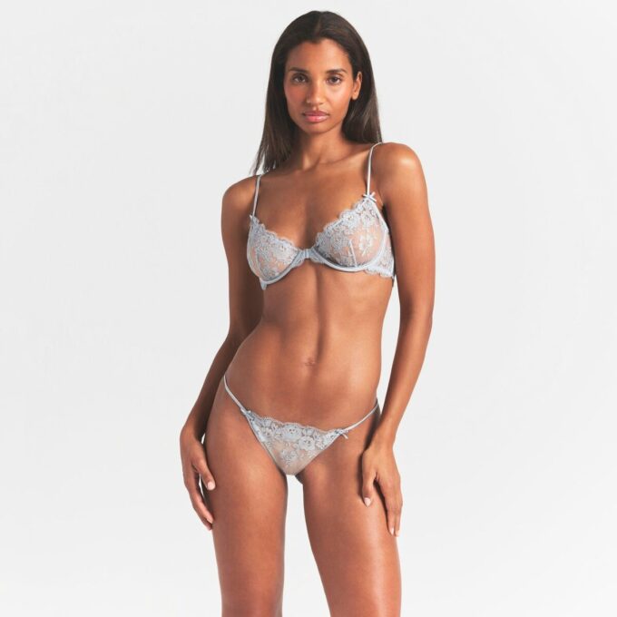 EMBROIDERED LINGERIE FRONT CLOSE UNLINED BRA EMBROIDERED LINGERIE FRONT CLOSE UNLINED BRA