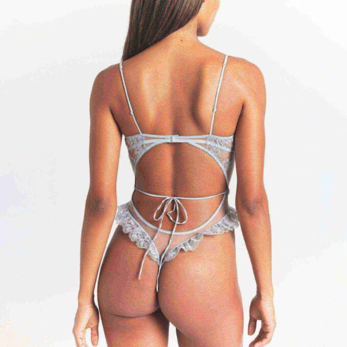 EMBROIDERED LINGERIE UNLINED CROTCHLESS TEDDY