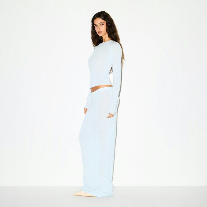 FEATHERWEIGHT CASHMERE LONG SLEEVE TOP FEATHERWEIGHT CASHMERE LONG SLEEVE TOP