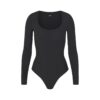 FITS EVERYBODY LONG SLEEVE SCOOP BODYSUIT FITS EVERYBODY LONG SLEEVE SCOOP BODYSUIT