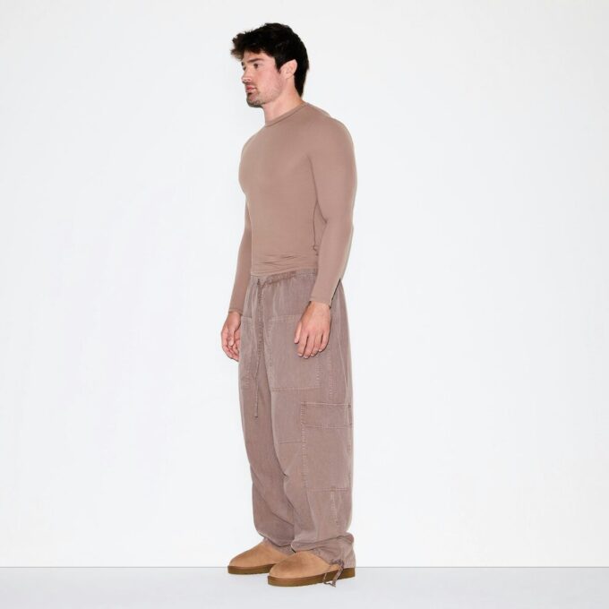 FITS EVERYBODY MENS SLIM LONG SLEEVE T-SHIRT