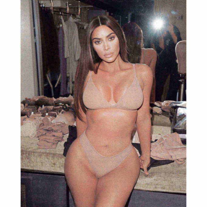 FITS EVERYBODY THONG