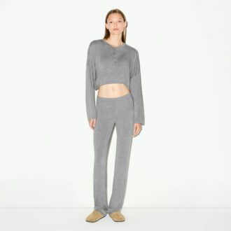 LIGHTWEIGHT MODAL CROPPED HENLEY LIGHTWEIGHT MODAL CROPPED HENLEY