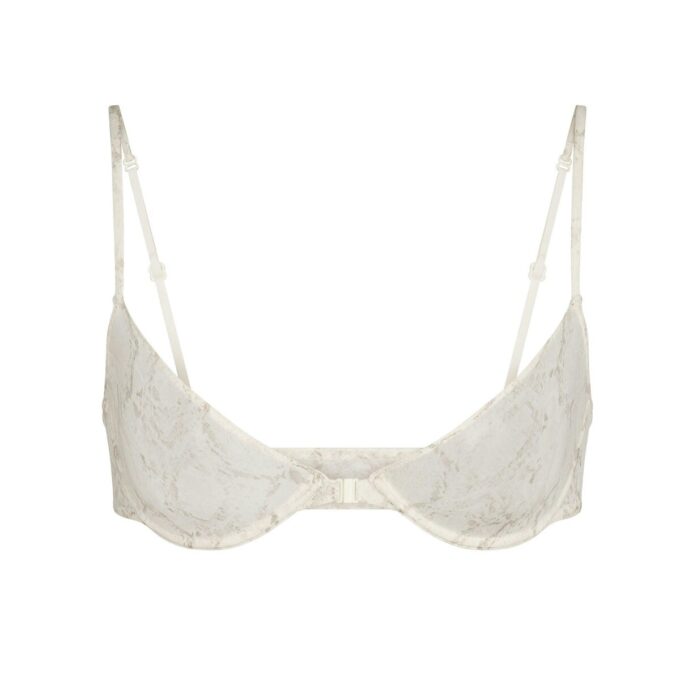 MILKY SHEER FRONT CLOSE BRA MILKY SHEER FRONT CLOSE BRA