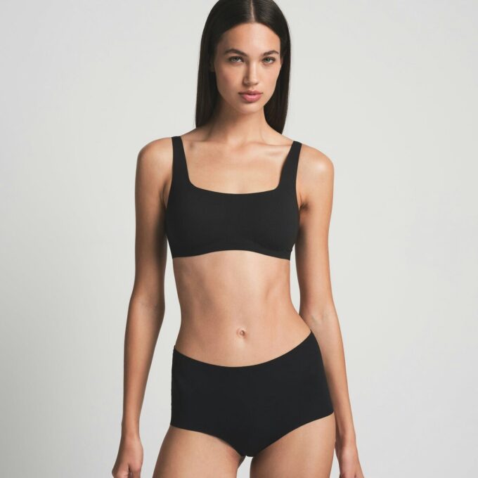 NAKED SCOOP BRALETTE