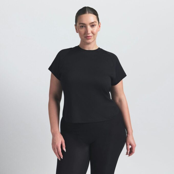 NikeSKIMS AIRY BABY TEE NikeSKIMS AIRY BABY TEE