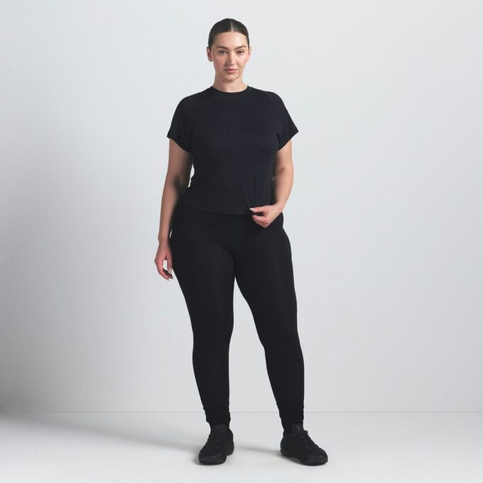 NikeSKIMS AIRY BABY TEE NikeSKIMS AIRY BABY TEE