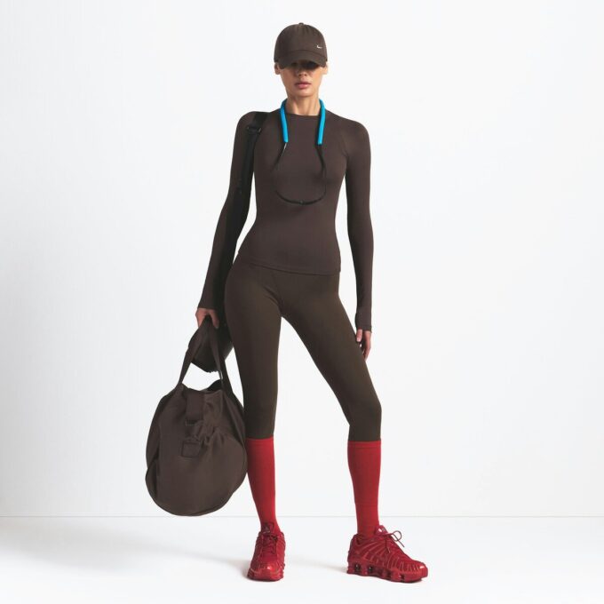 NikeSKIMS AIRY LONG SLEEVE CREW NECK TOP NikeSKIMS AIRY LONG SLEEVE CREW NECK TOP