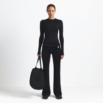 NikeSKIMS AIRY LONG SLEEVE CREW NECK TOP