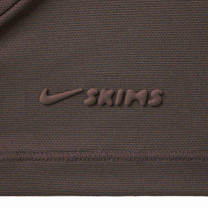 NikeSKIMS AIRY LONG SLEEVE CREW NECK TOP NikeSKIMS AIRY LONG SLEEVE CREW NECK TOP