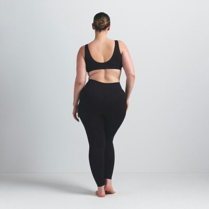 NikeSKIMS MATTE 26″ LEGGING