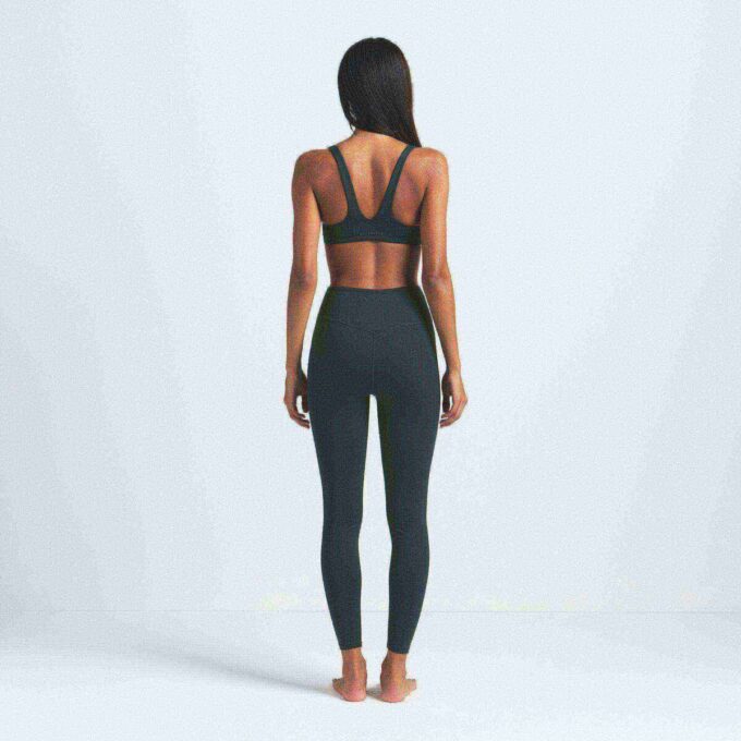 NikeSKIMS MATTE 26″ LEGGING