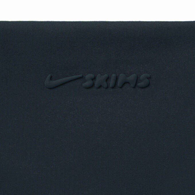 NikeSKIMS MATTE MICRO SCOOP BRA