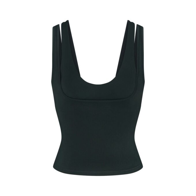 NikeSKIMS MATTE DOUBLE STRAP SCOOP TANK NikeSKIMS MATTE DOUBLE STRAP SCOOP TANK