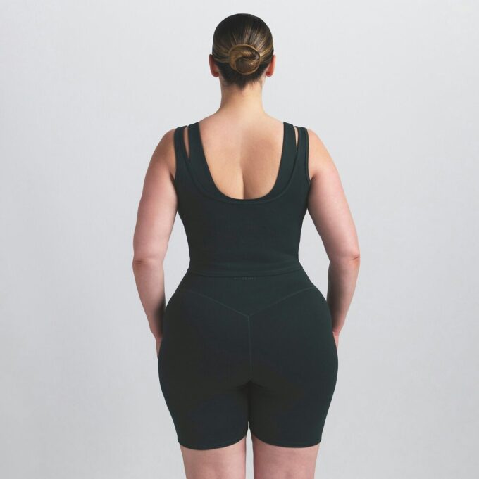 NikeSKIMS MATTE DOUBLE STRAP SCOOP TANK NikeSKIMS MATTE DOUBLE STRAP SCOOP TANK