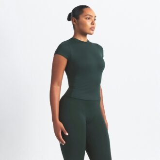 NikeSKIMS MATTE PADDED BABY TEE