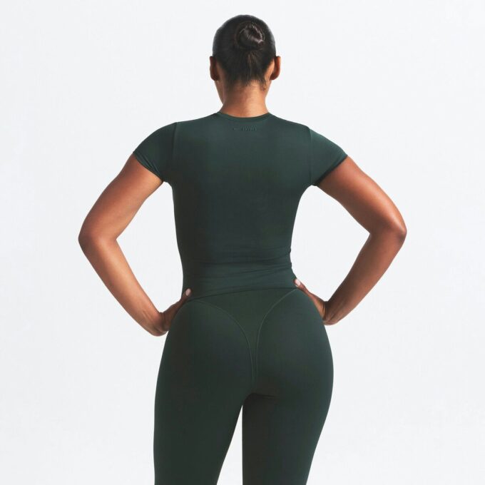 NikeSKIMS MATTE PADDED BABY TEE NikeSKIMS MATTE PADDED BABY TEE