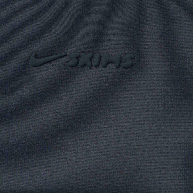 NikeSKIMS SHINE SCOOP NECK BRA TOP