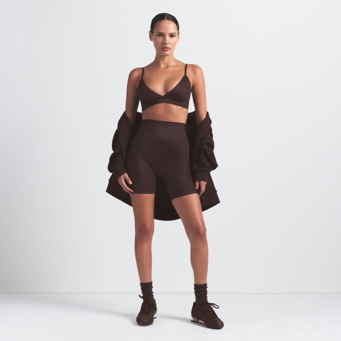 NikeSKIMS SHINE TRIANGLE BRA NikeSKIMS SHINE TRIANGLE BRA