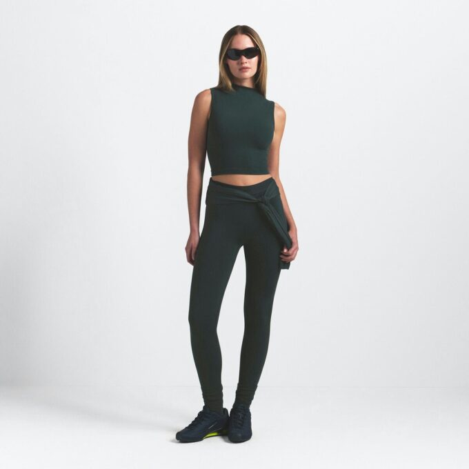 NikeSKIMS VINTAGE SEAMLESS MOCK NECK BRA TOP NikeSKIMS VINTAGE SEAMLESS MOCK NECK BRA TOP