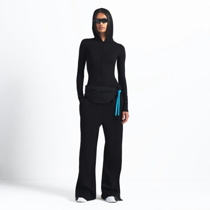 NikeSKIMS WEIGHTLESS LAYERS ZIP UP HOODIE