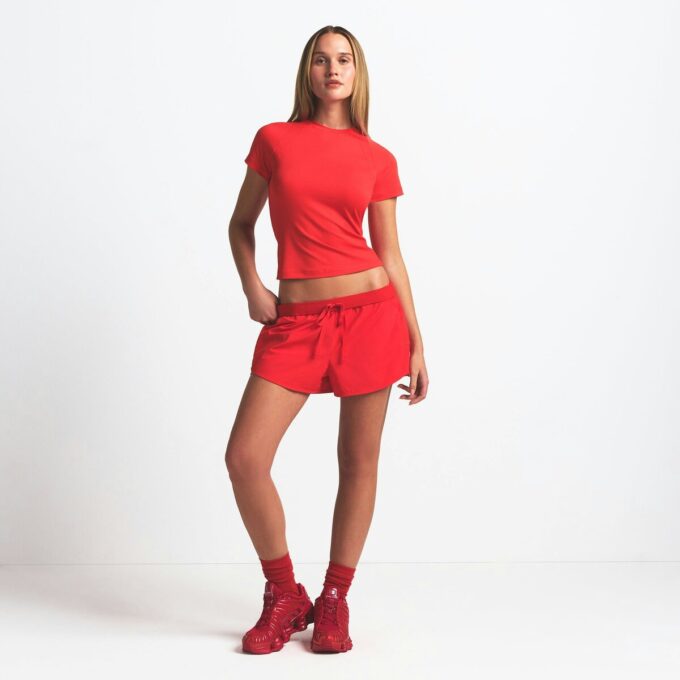 NikeSKIMS WOVEN NYLON 2.5″ RUNNER SHORT