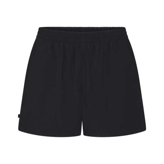 NikeSKIMS WOVEN NYLON 5″ TRACK SHORT NikeSKIMS WOVEN NYLON 5″ TRACK SHORT