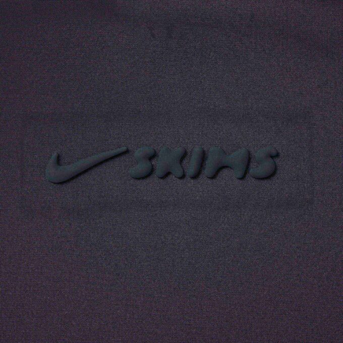 NikeSKIMS WOVEN NYLON WRAP COAT NikeSKIMS WOVEN NYLON WRAP COAT
