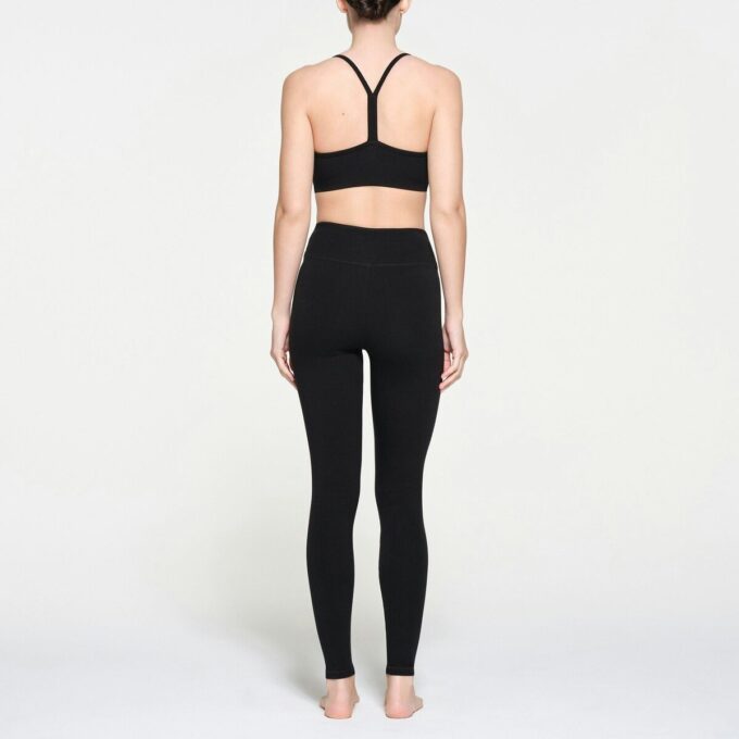 OUTDOOR HIGH-WAISTED BANDED LEGGING