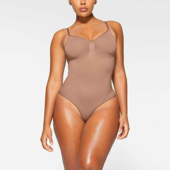 SEAMLESS SCULPT BRIEF BODYSUIT