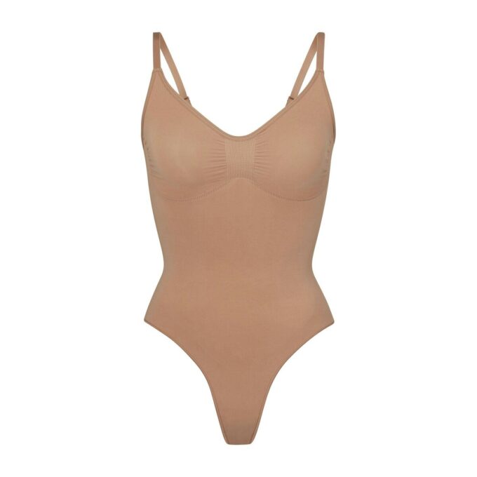SEAMLESS SCULPT THONG BODYSUIT