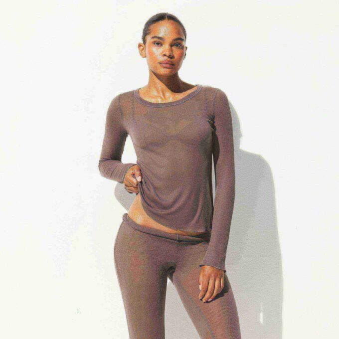 SHEER RIB LONG SLEEVE CREW NECK TOP SHEER RIB LONG SLEEVE CREW NECK TOP