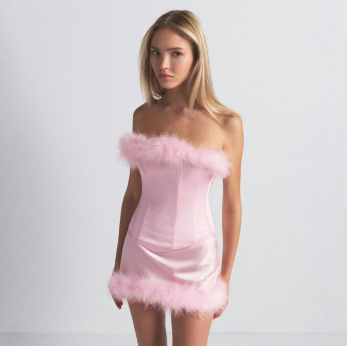 SILK FEATHER TRIM LOW RISE MINI SKIRT SILK FEATHER TRIM LOW RISE MINI SKIRT