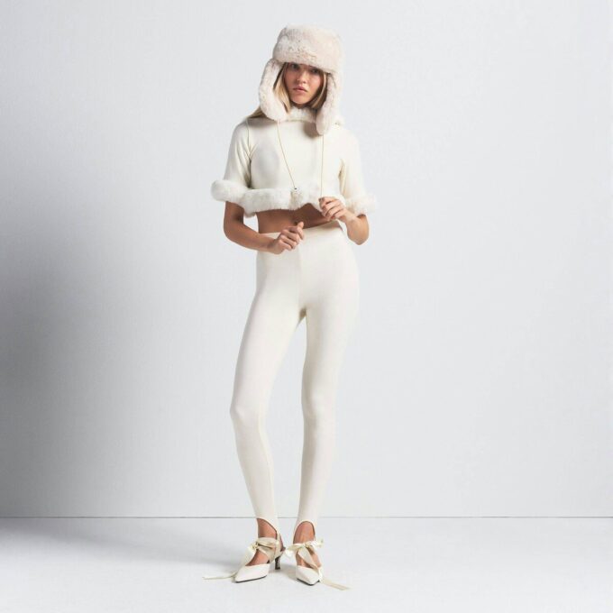 SKIMS CLOUD SHRUNKEN HOODIE SKIMS CLOUD SHRUNKEN HOODIE