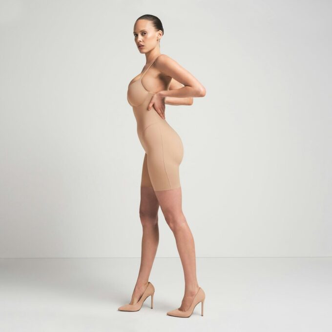 SKIMS ULTIMATE BODY PUSH-UP BUTT ENHANCING PADDED MID THIGH BODYSUIT