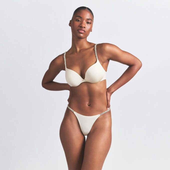 SKIMS ULTIMATE RHINESTONE TEARDROP PUSH-UP BRA