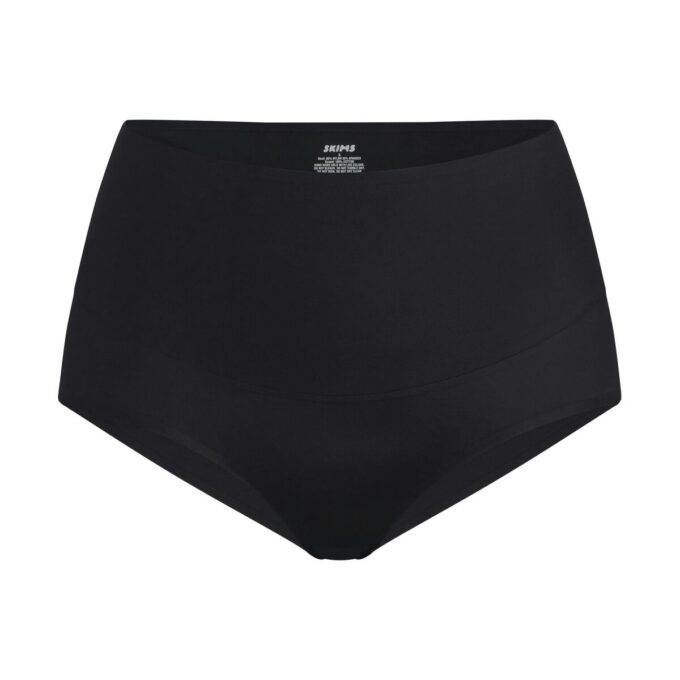 SMOOTHING INTIMATES HIGH-WAISTED BRIEF SMOOTHING INTIMATES HIGH-WAISTED BRIEF