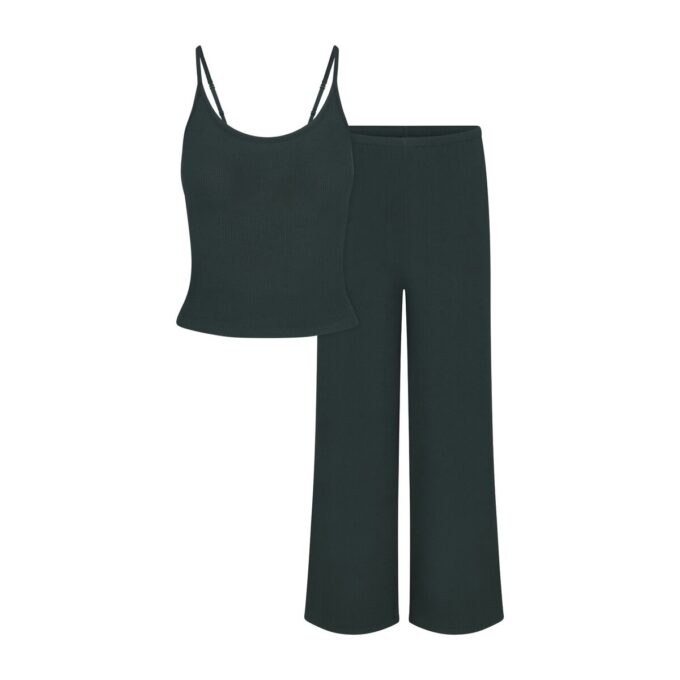 SOFT LOUNGE TANK SLEEP SET