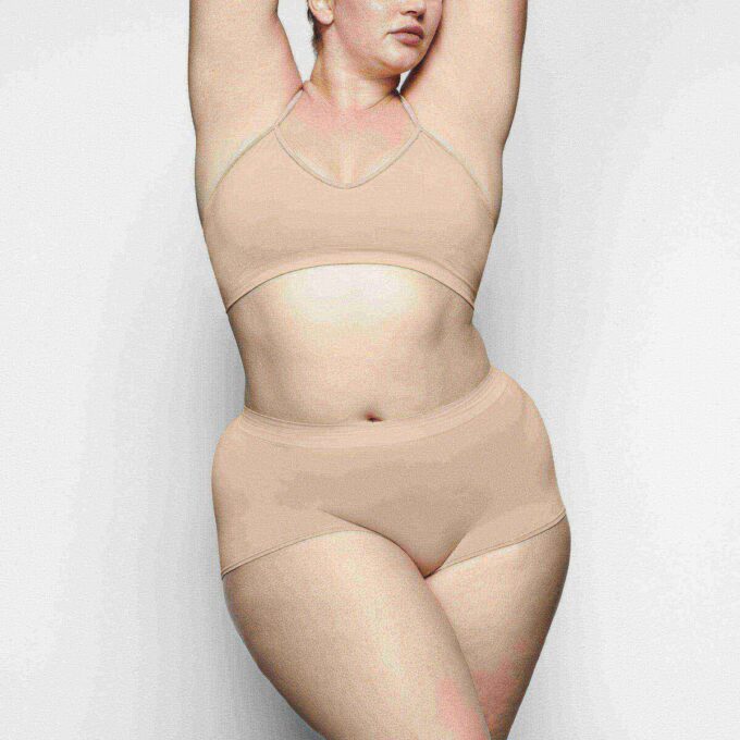 SOFT SMOOTHING SEAMLESS BRALETTE SOFT SMOOTHING SEAMLESS BRALETTE