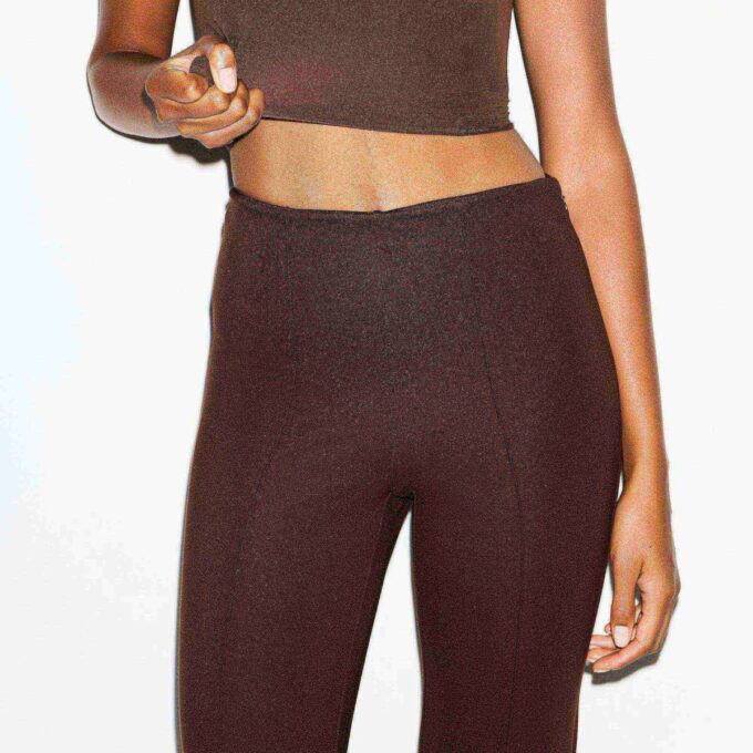 THE ESSENTIAL COLLECTION HIGH-WAISTED PINTUCK STRAIGHT LEG PANT THE ESSENTIAL COLLECTION HIGH-WAISTED PINTUCK STRAIGHT LEG PANT