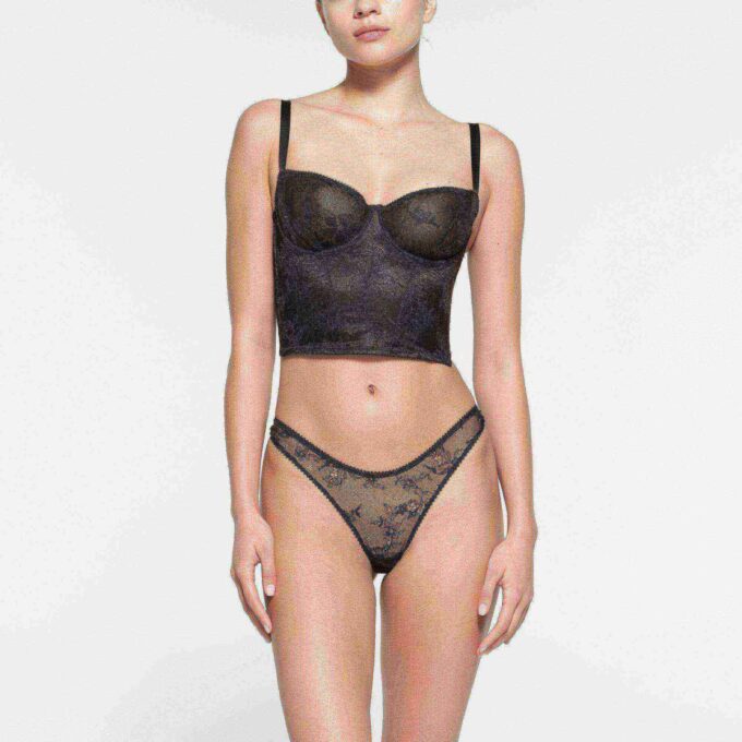 ULTRA FINE LACE CORSET