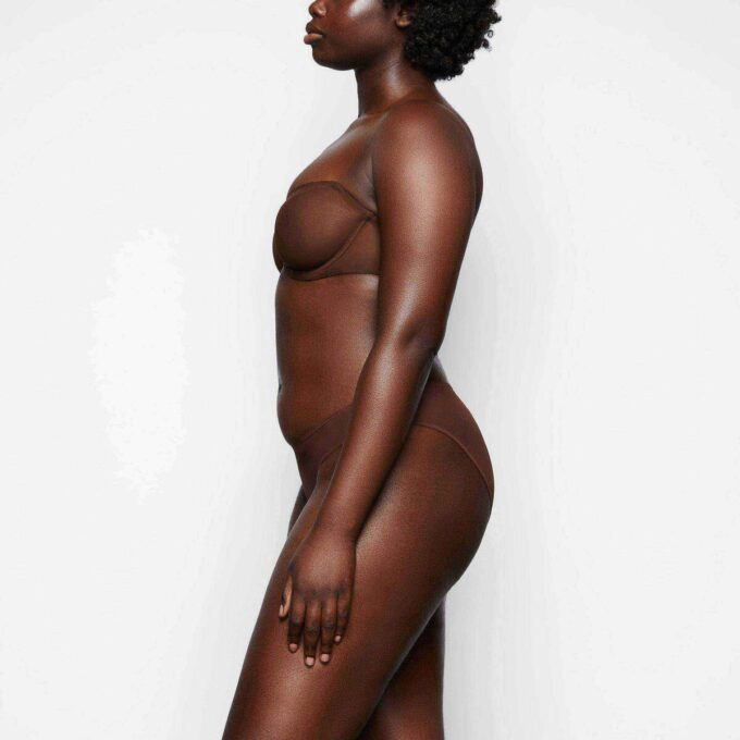 ULTRA FINE MESH STRAPLESS BRA ULTRA FINE MESH STRAPLESS BRA