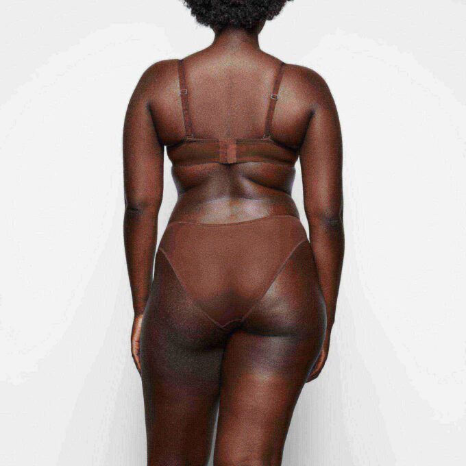 ULTRA FINE MESH STRAPLESS BRA ULTRA FINE MESH STRAPLESS BRA